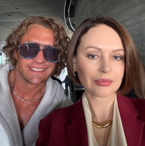 Ирина Безрукова решила, что Павел Прилучный появился на съемках с бодуна