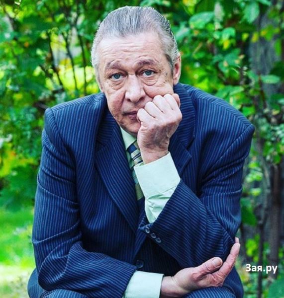 Михаил Ефремов переехал жить к своей возлюбленной на съемную квартиру