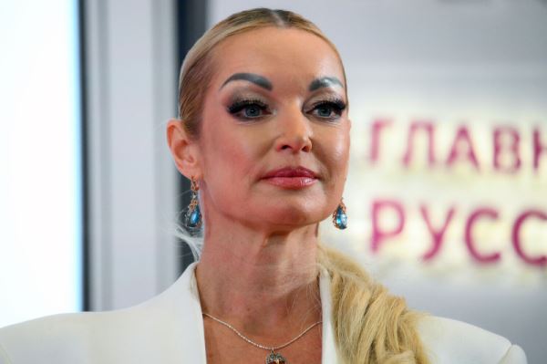 «Мне не нужен никакой дуэт!»: Анастасию Волочкову оскорбил отказ SHAMAN