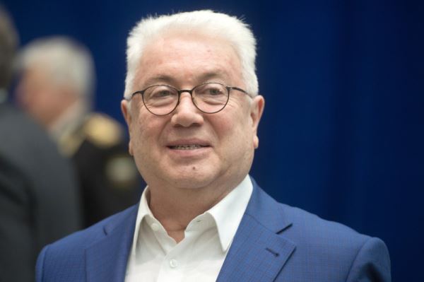 Владимир Винокур и Юрий Лоза раскрыли секреты отказа от сигарет: австралийский трип и кошмары