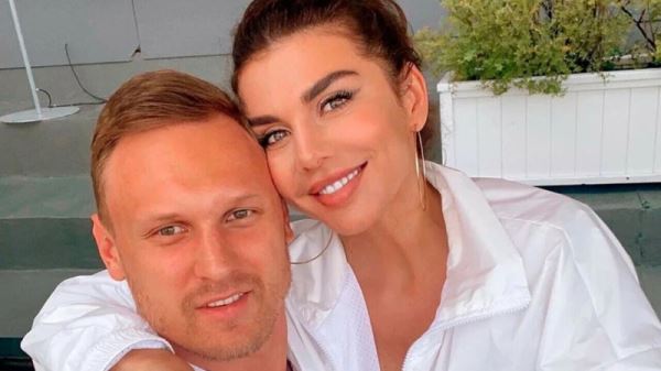 Семья Яниса Тиммы подает в суд на Анну Седокову после рассказа об избиениях