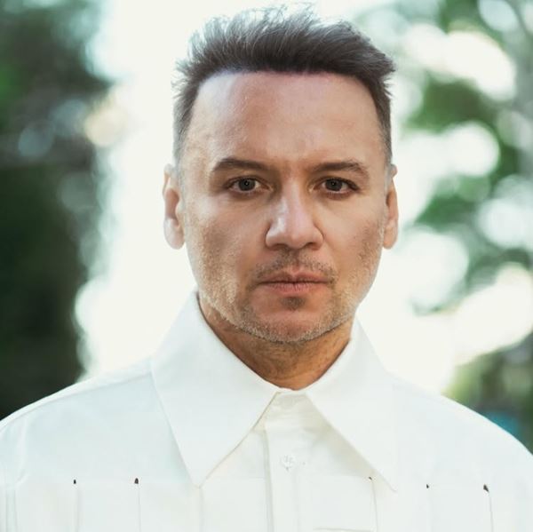 Александр Олешко раскритиковал актеров «с улицы»